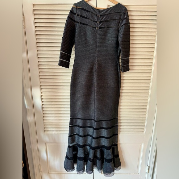 TADASHI SOJI MINT CONDITION CHARCOAL/SILVER ARCHITECTURAL GOWN SZ M ORIG $750 - Picture 2 of 9